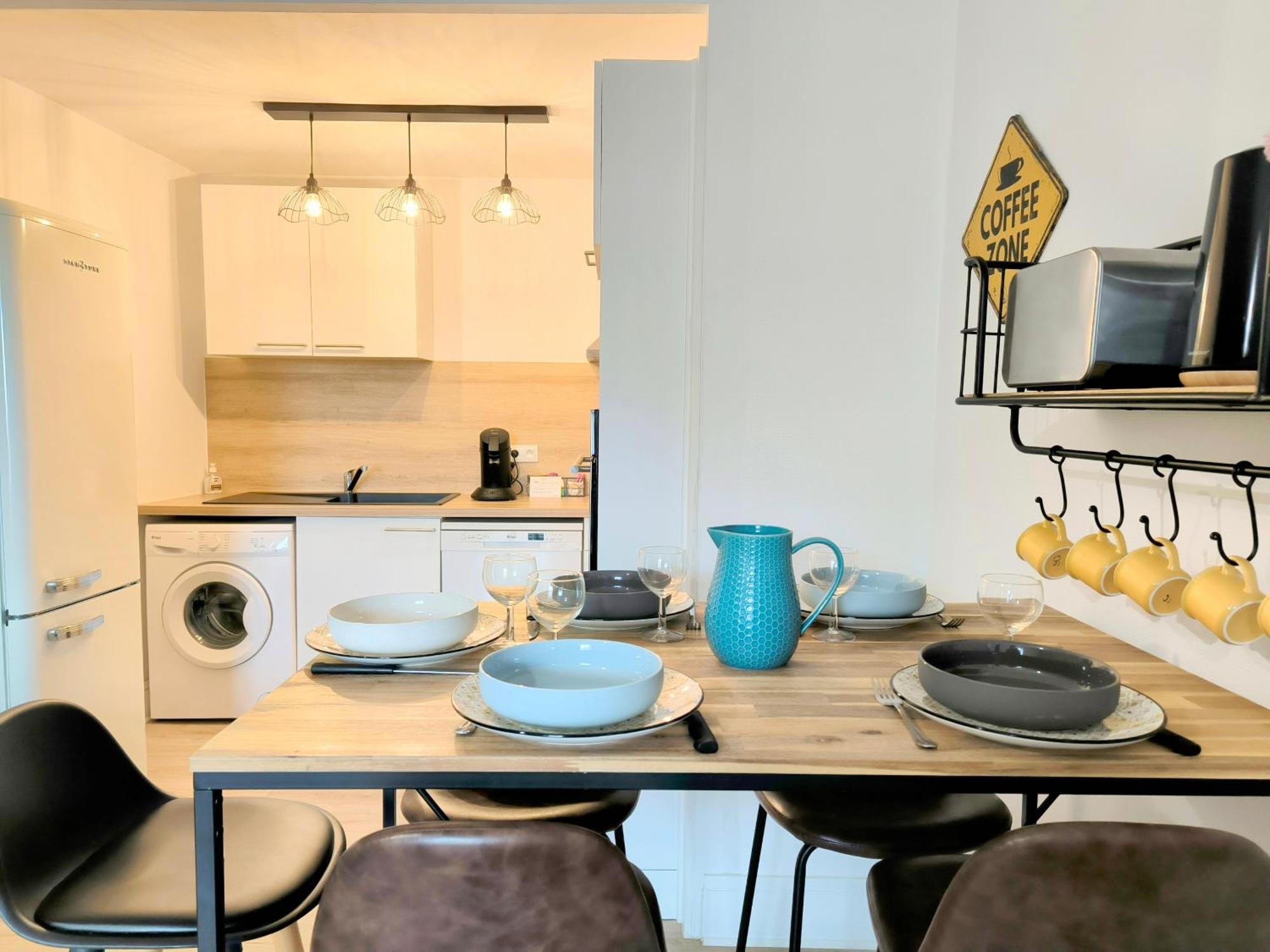 Апартаменты Chez Lulu - 5 Lits- Proche Cnpe - Gare Амберьё-ан-Бюже Экстерьер фото